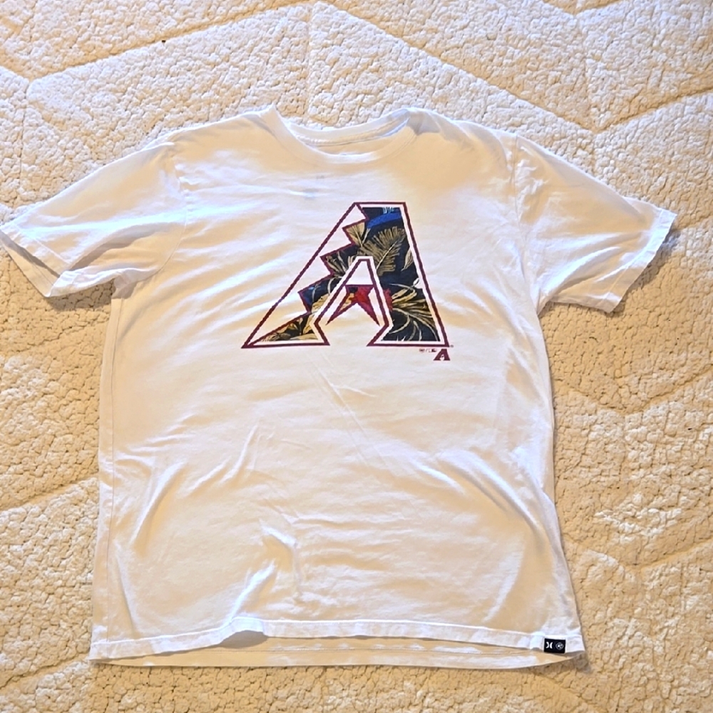 Mens M Hurley X47 white tropical Arizona Diamondbacks Tshirt